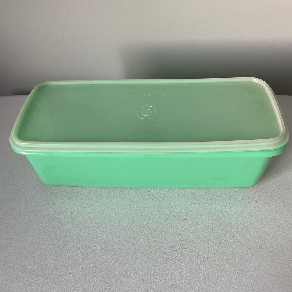 Vintage Tupperware Jade Green Celery Vegetable Keeper Crisper With Tray USA